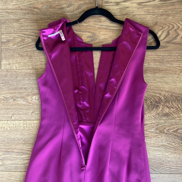 Ellie tahari just above the knee dress size 8. - Picture 5 of 5